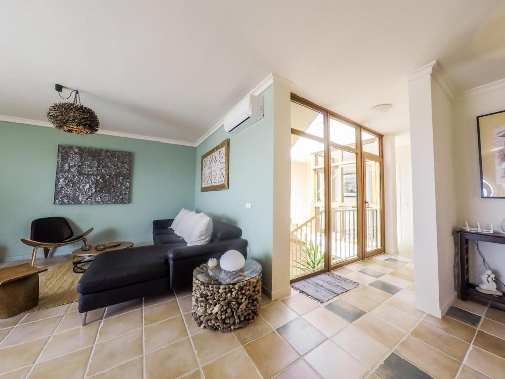 קלטה דה פוסטה Luxurious Villa With Amazing Sea View And Pool מראה חיצוני תמונה