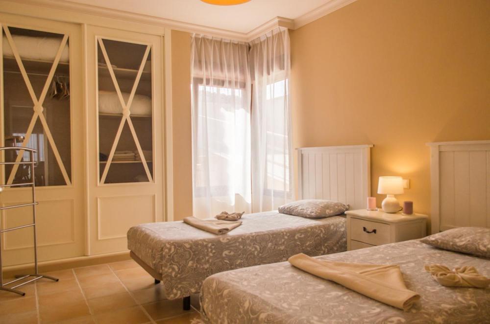 קלטה דה פוסטה Luxurious Villa With Amazing Sea View And Pool מראה חיצוני תמונה
