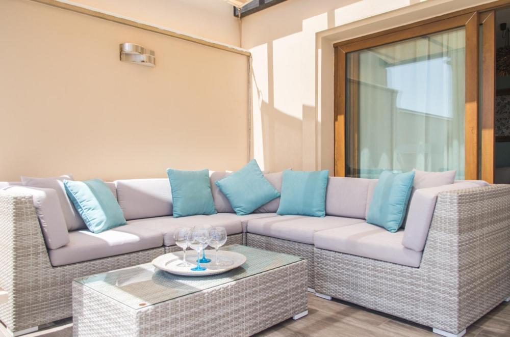 קלטה דה פוסטה Luxurious Villa With Amazing Sea View And Pool מראה חיצוני תמונה